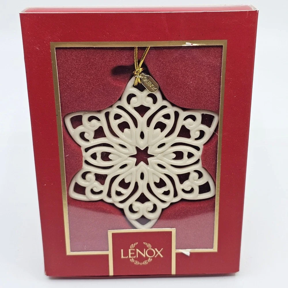 Lenox 2022 Snow Fantasies Snowflake Ornament Ivory Porcelain Pierced